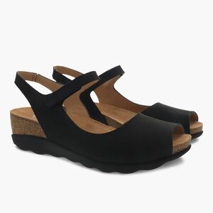 NWOT Dansko Marcy Sandals